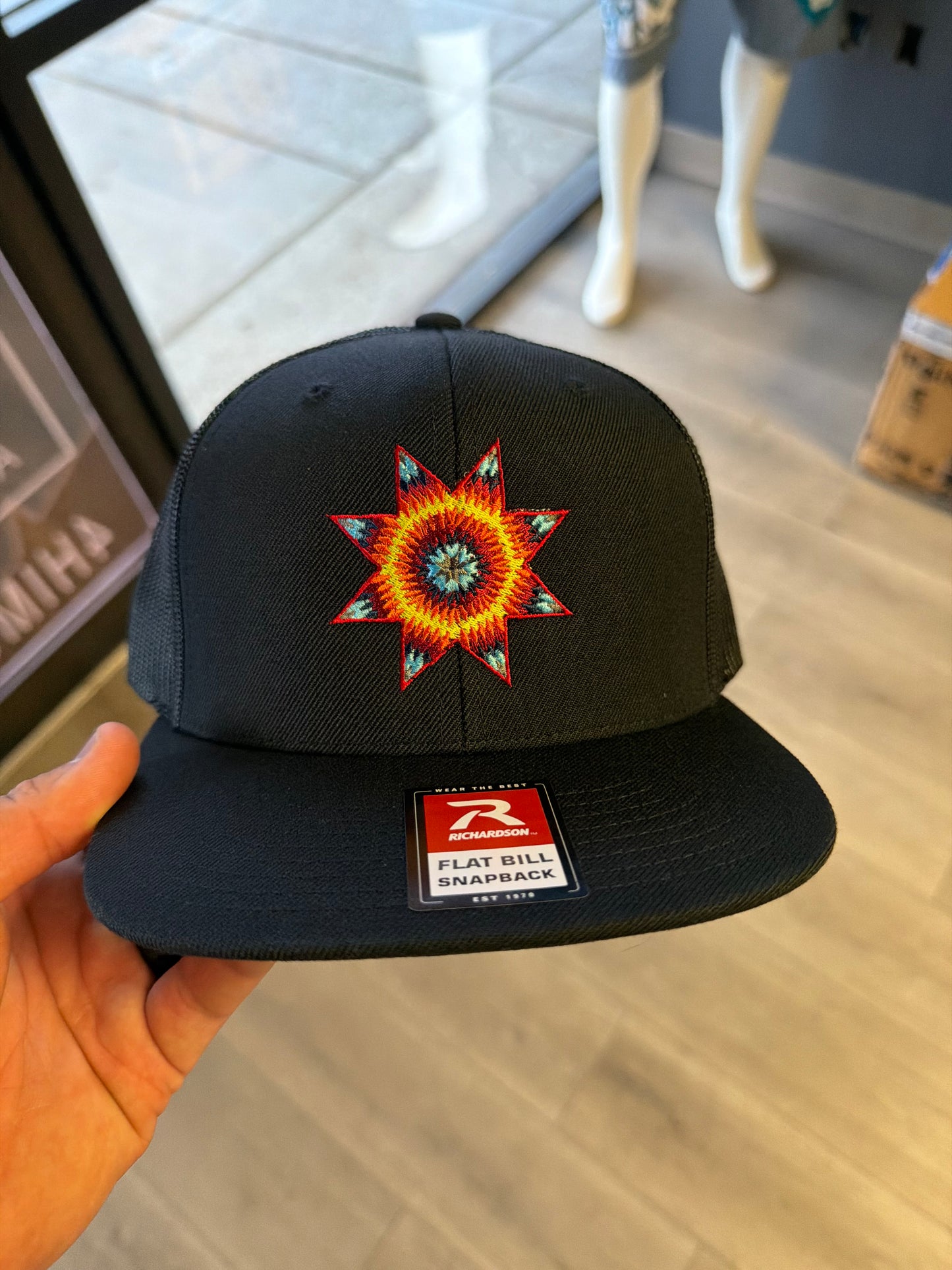 Richardson Flat Bill Snapback – Radiant Starburst (Black)