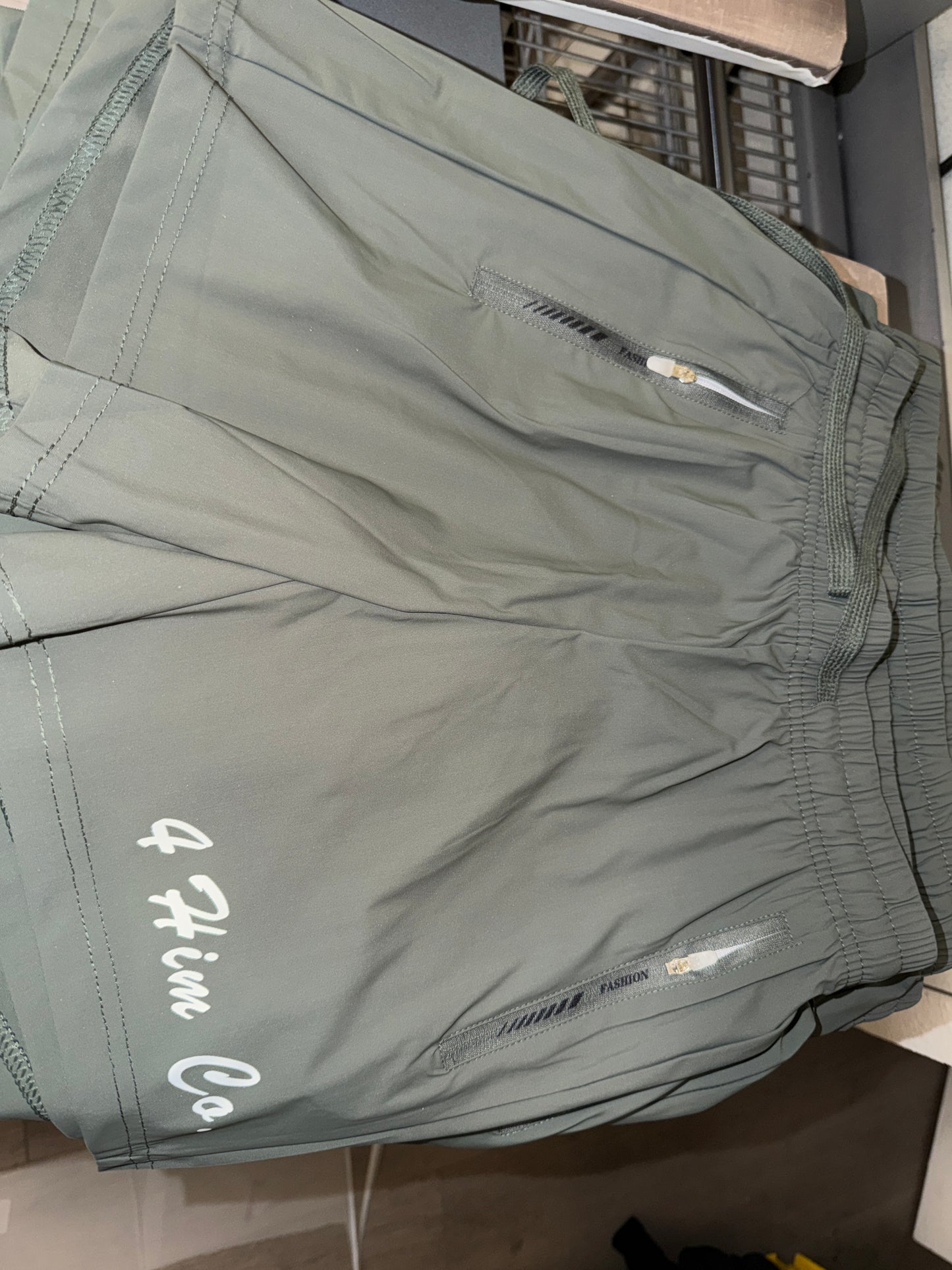 Women’s Shorts Army Green